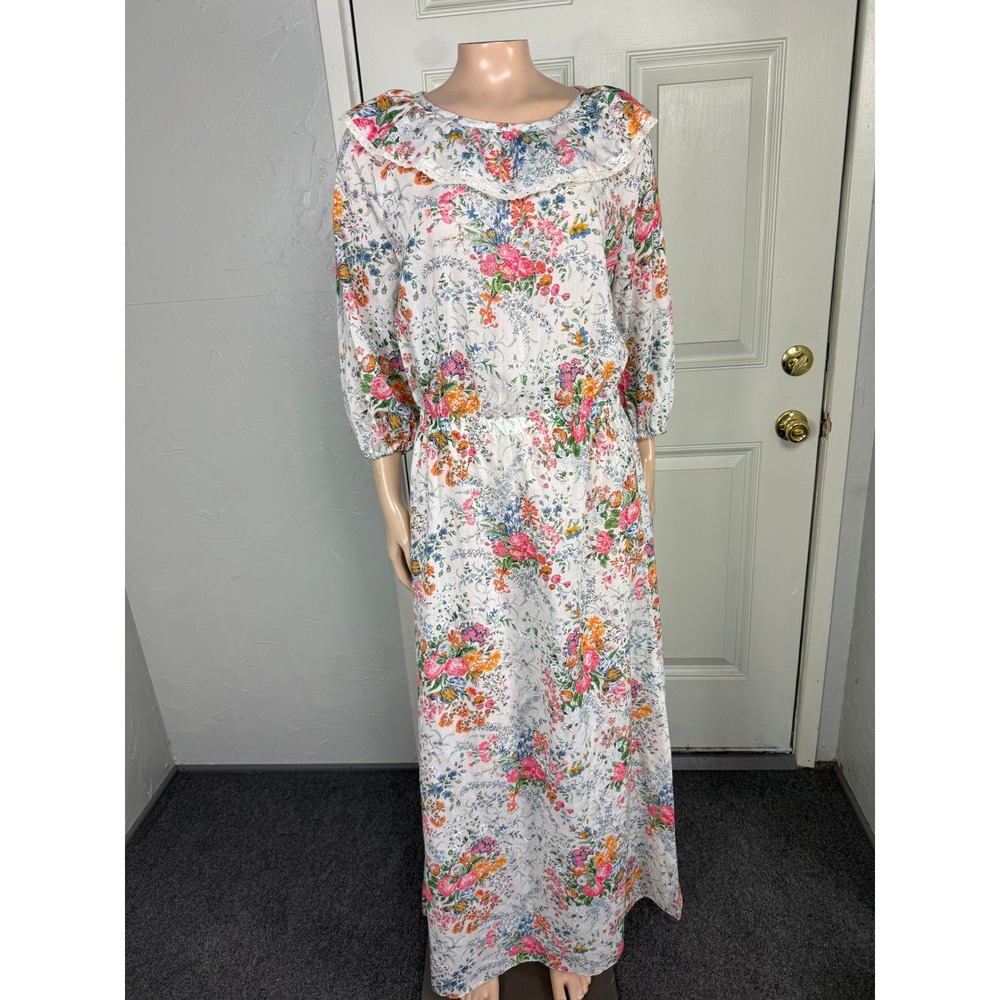 Vintage 70s Dress Cottage Cotton Floral Maxi Boho Prairie Handmade B3-25